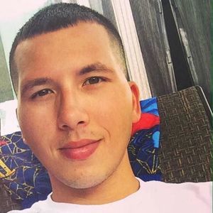 Meet your Posher, Derek